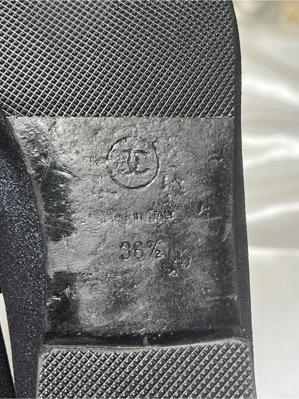 CHANEL Black Cap-Toe navy suede Ballet Flats with CC Logo